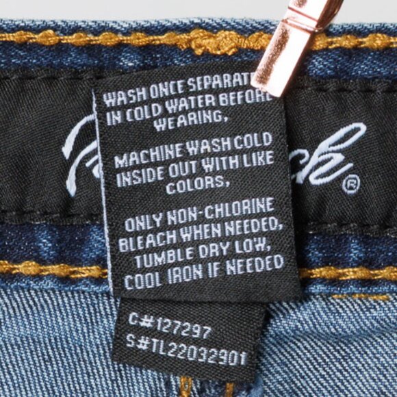 True Luck Men’s Straight Fit Jeans 38x32 Medium Wash Distressed Stitch Denim - Picture 8 of 8